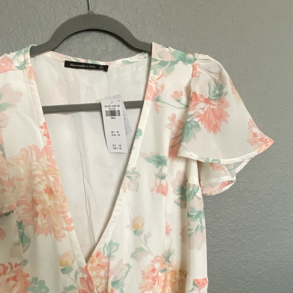 Abercrombie and Fitch Floral Flutter Sleeve Wrap Midi Dress, S - Picture 2 of 6